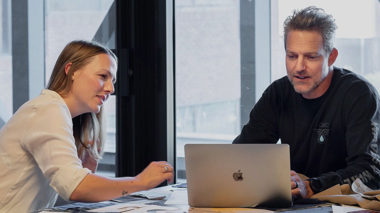What's the different between data modeling and data architecture?